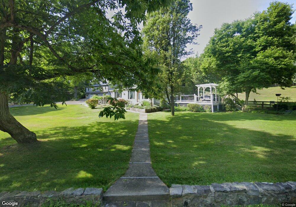 4785 S Mountain Dr, Emmaus, PA 18049 - photo 1