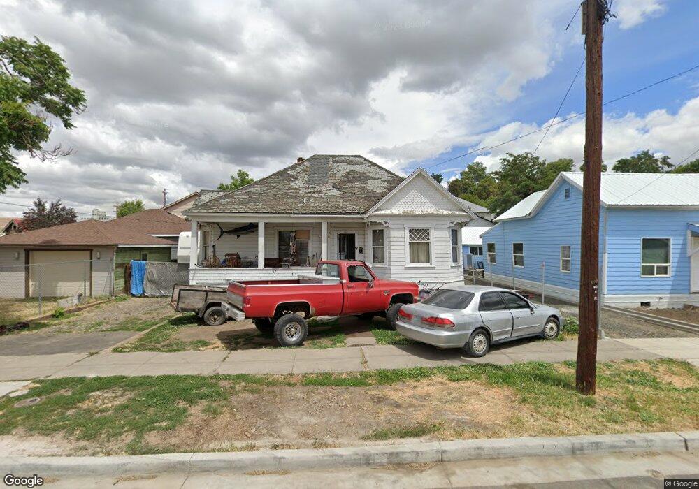 612 SW 1st St, Pendleton, OR 97801 - photo 1