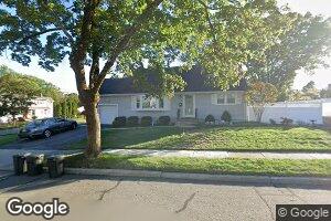 819 Howard Ct W, Oradell, NJ 07649