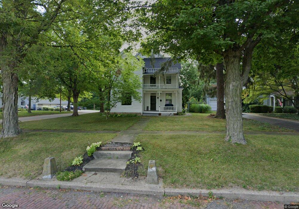 302 S Cass St, Virginia, IL 62691 - photo 1