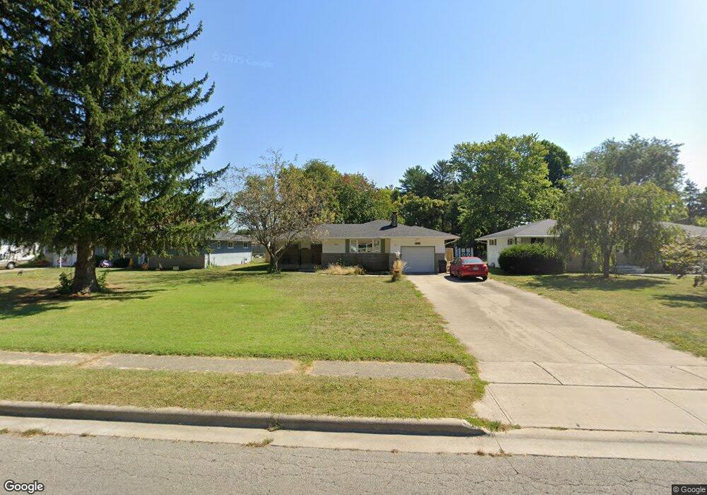 634 Bernhard Rd, Columbus, OH 43213 - photo 1