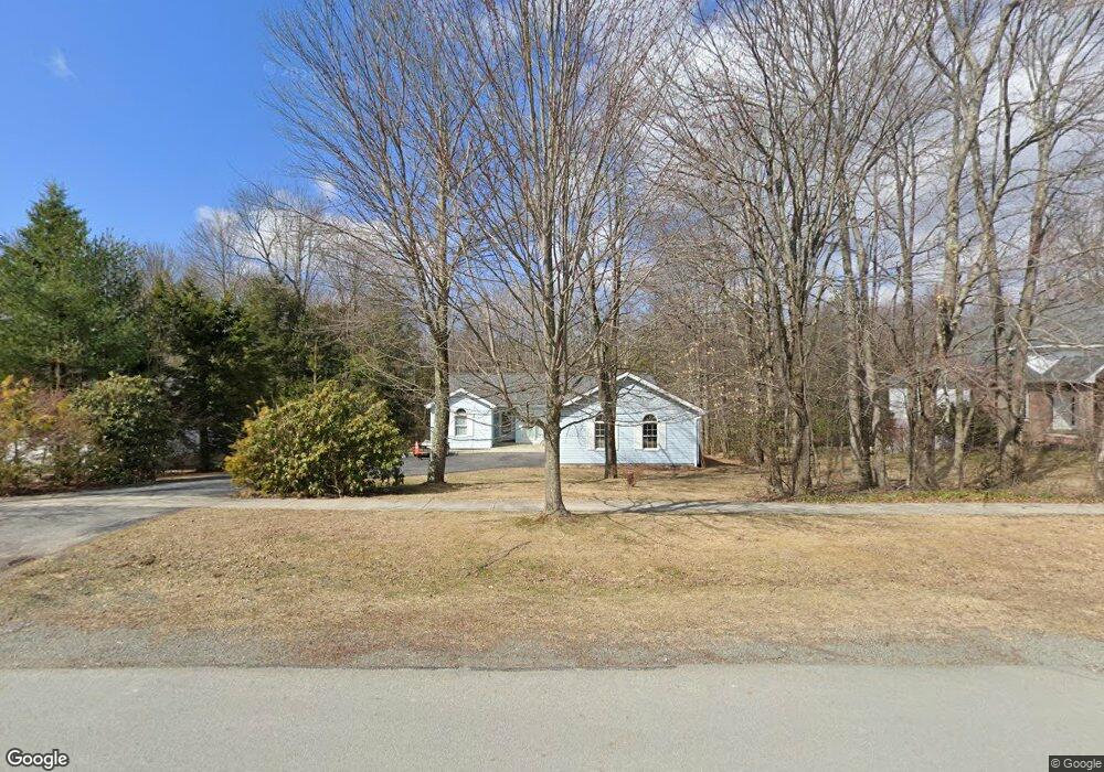 209 Autumn Dr, Moscow, PA 18444 - photo 1