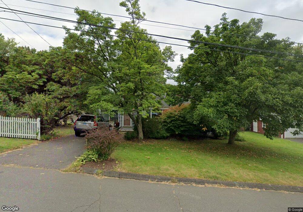 16 Hooker Dr, West Hartford, CT 06107 - photo 1