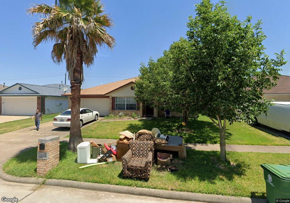 9115 Dove Way, Houston, TX 77075 - photo 1