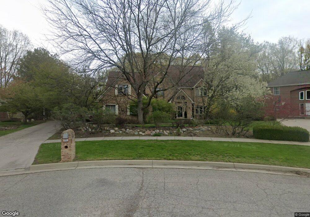 2721 Attenborough Cir, Lansing, MI 48917 - photo 1