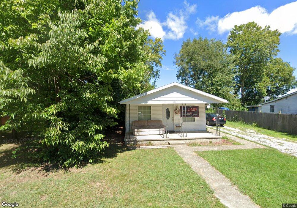 613 Parkway Dr, Columbus, IN 47201 - photo 1