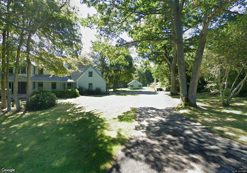 533 E Shore Rd, Jamestown, RI 02835 - photo 1
