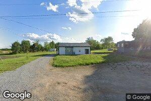 135 A Mills Ln, Loretto, KY 40037