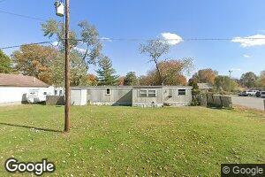 404 Solomon St, Christopher, IL 62822