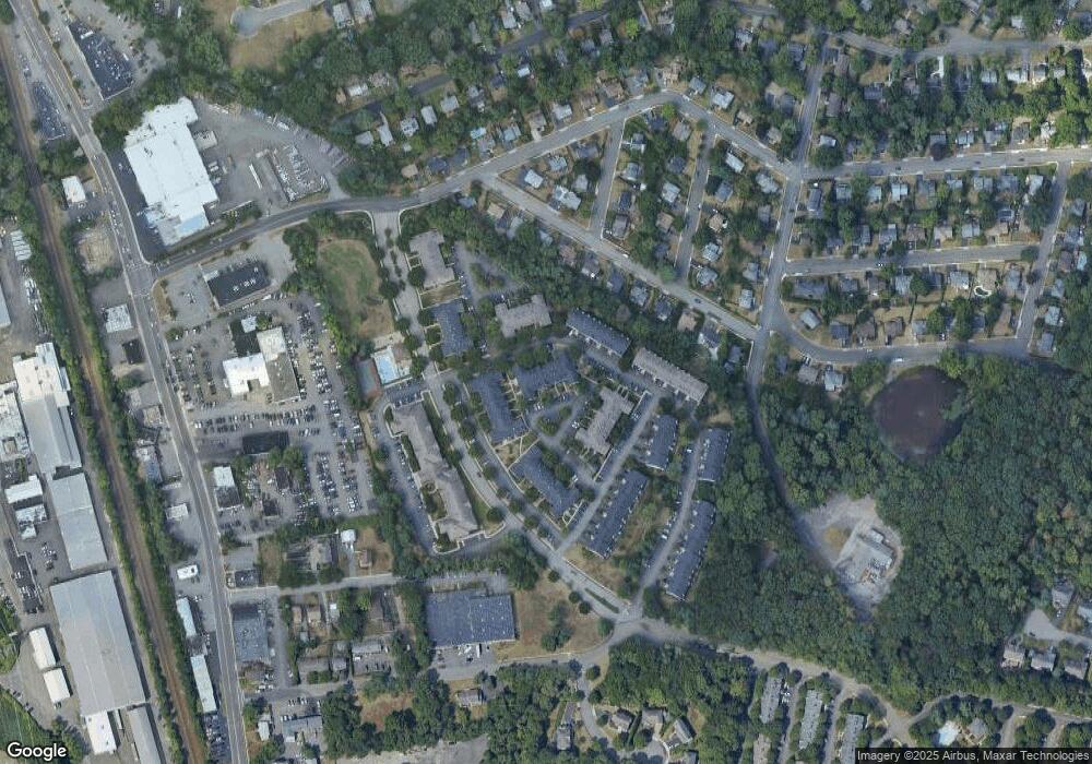 1067 Chedworth Cir unit 13M, Mahwah, NJ 07430 - photo 1