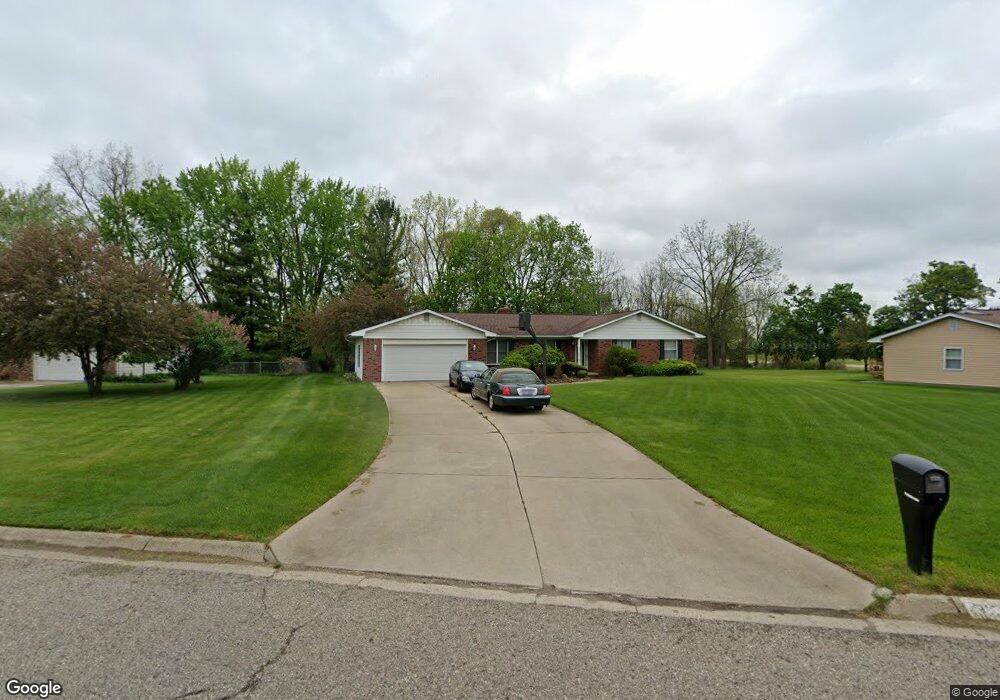 5032 Forest Side Dr, Flint, MI 48532 - photo 1