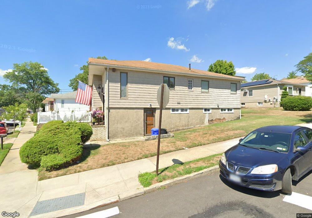 936 Bard Ave, Staten Island, NY 10301 - photo 1