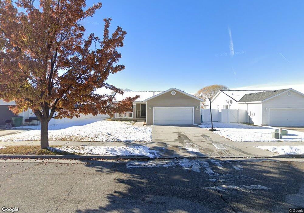 5069 S 3925 W, Roy, UT 84067 - photo 1