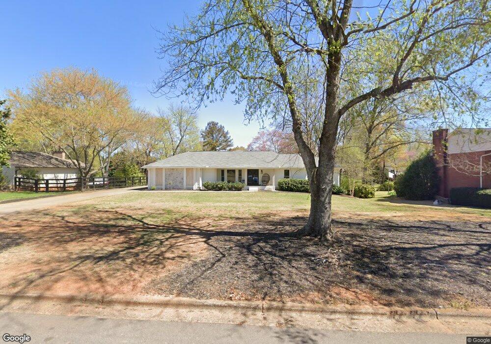 670 Rounsaville Rd, Roswell, GA 30076 - photo 1