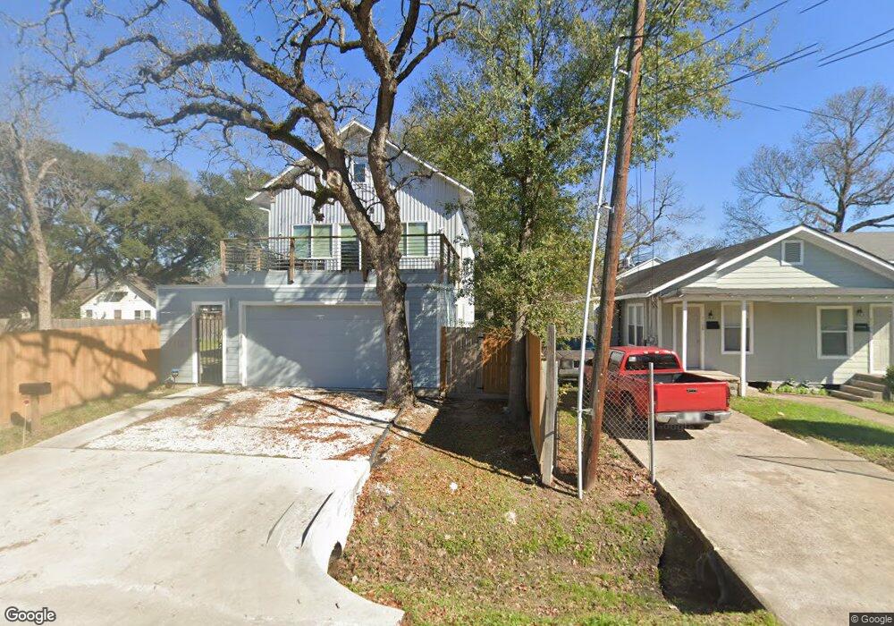 7112 Helmers St, Houston, TX 77022 - photo 1