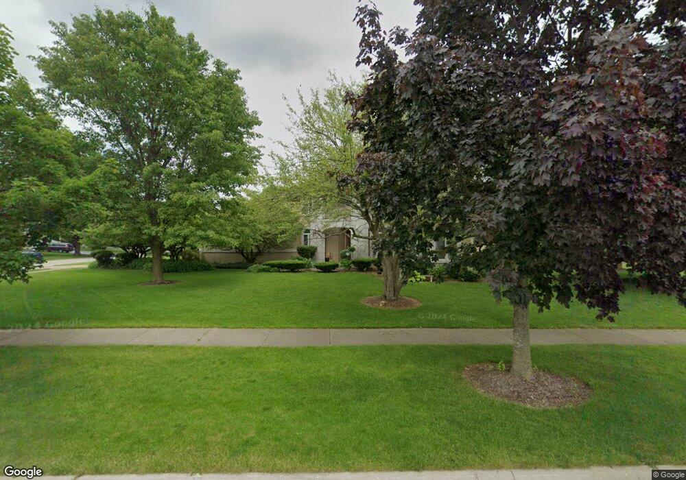 4303 Camelot Cir, Naperville, IL 60564 - photo 1