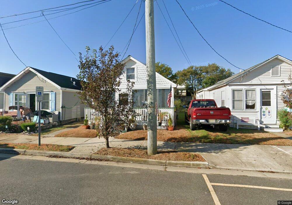 414 W Wildwood Ave, Wildwood, NJ 08260 - photo 1