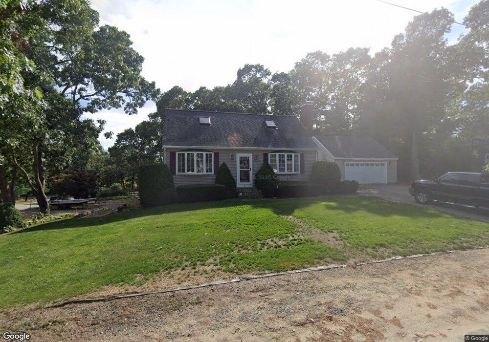 9 Robinhood Rd, Wareham, MA 02571 - photo 1