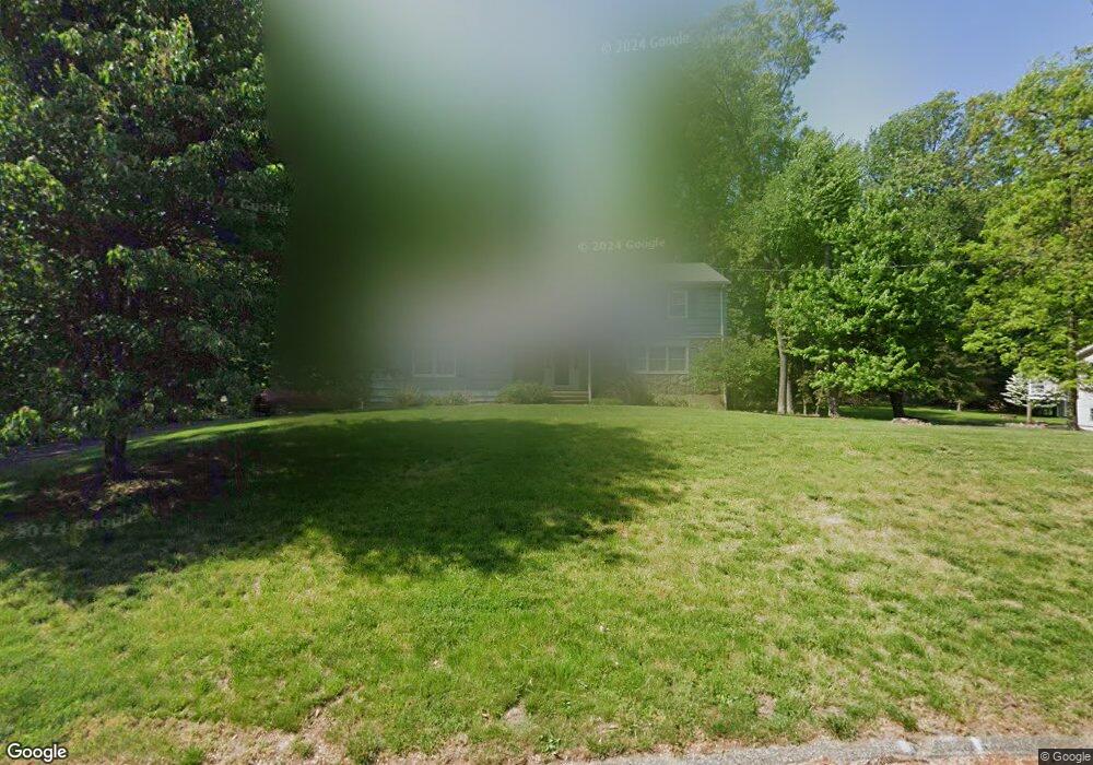 129 Oldfield Rd, Trumbull, CT 06611 - photo 1