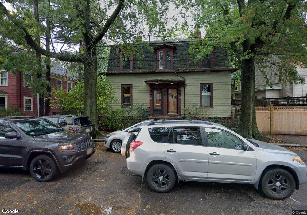 6 Kinnaird St unit 2, Cambridge, MA 02139 - photo 1