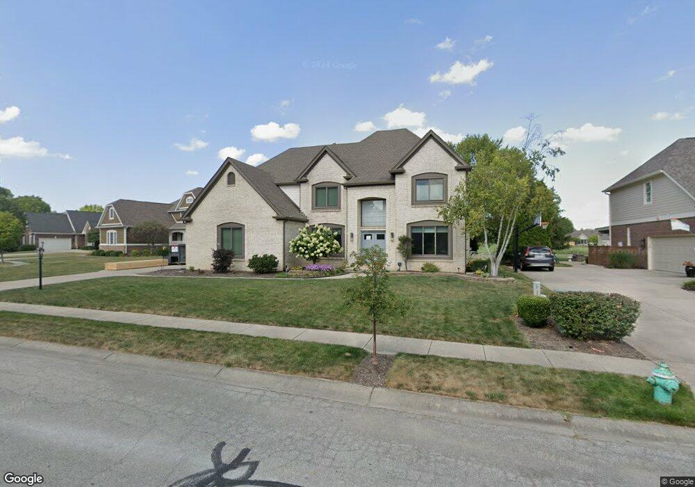 10860 Fairwoods Dr, Fishers, IN 46037 - photo 1