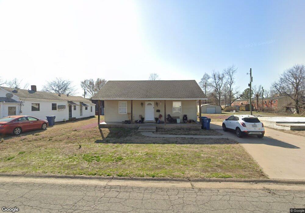 322 Powell Ave, New Madrid, MO 63869 - photo 1