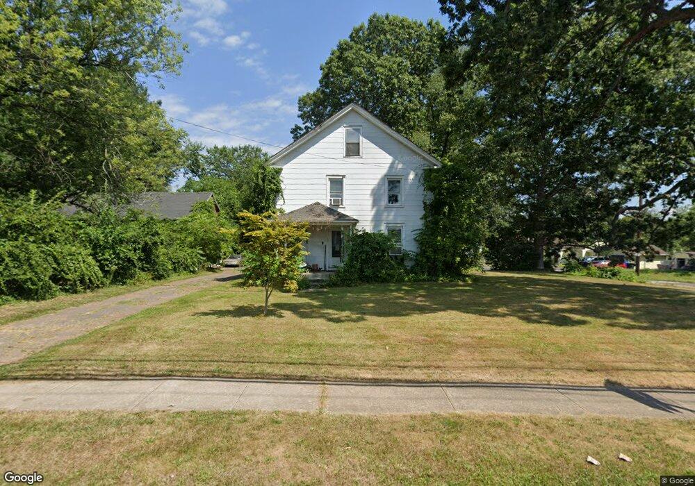 62 N Maple St, Enfield, CT 06082 - photo 1