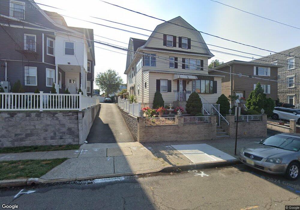 182 Uhland St unit 3, East Rutherford, NJ 07073 - photo 1