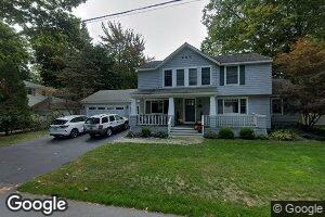 5 Pine Ln, Cumberland Foreside, ME 04110