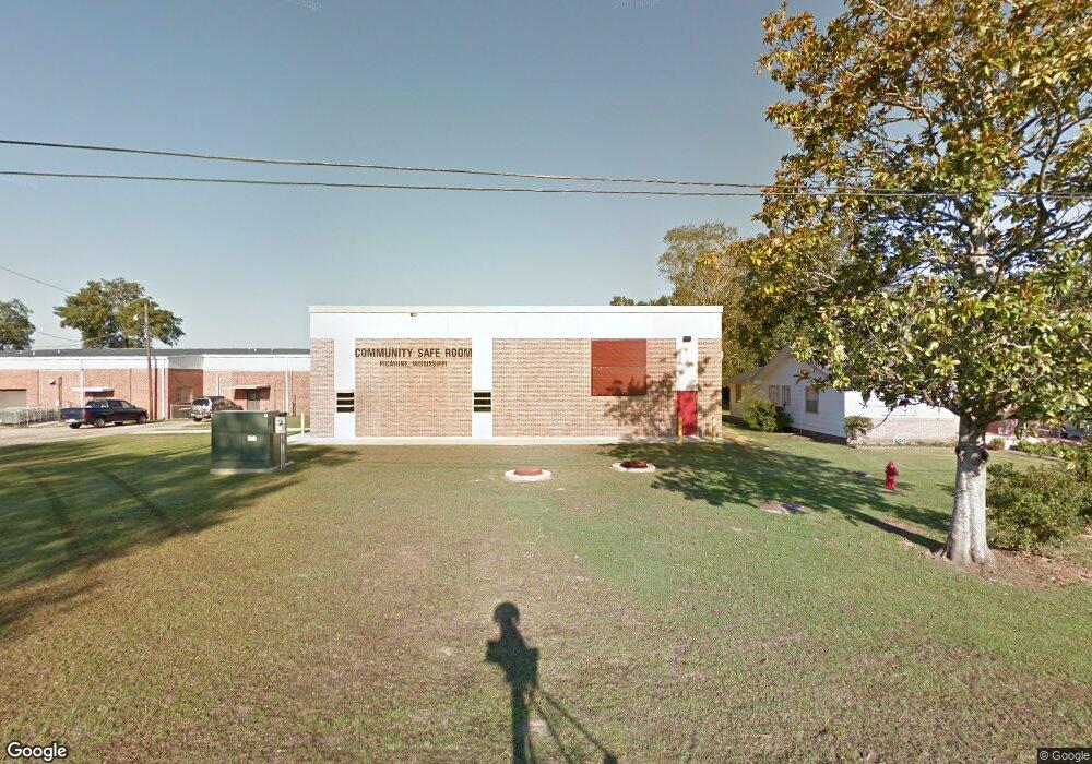 501 Laurel St, Picayune, MS 39466 - photo 1