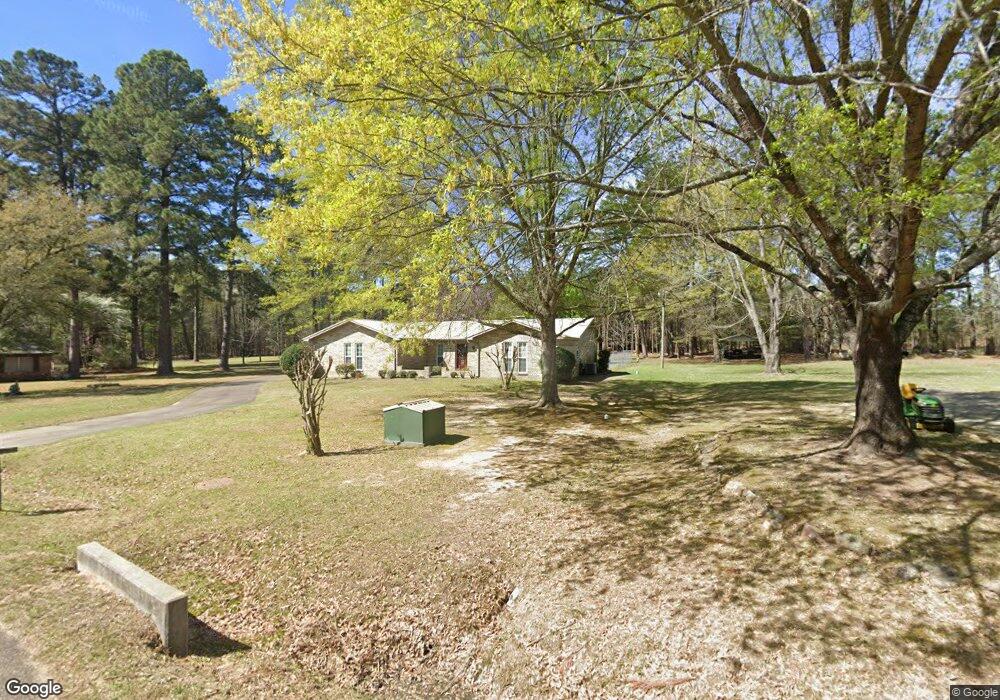 4903 Twin Oak Dr, Texarkana, TX 75503 - photo 1