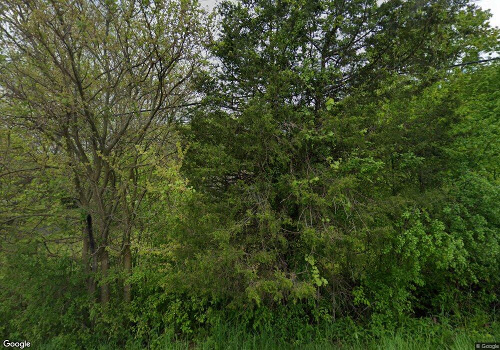 6697 Glacier Dr, West Bend, WI 53090 - photo 1