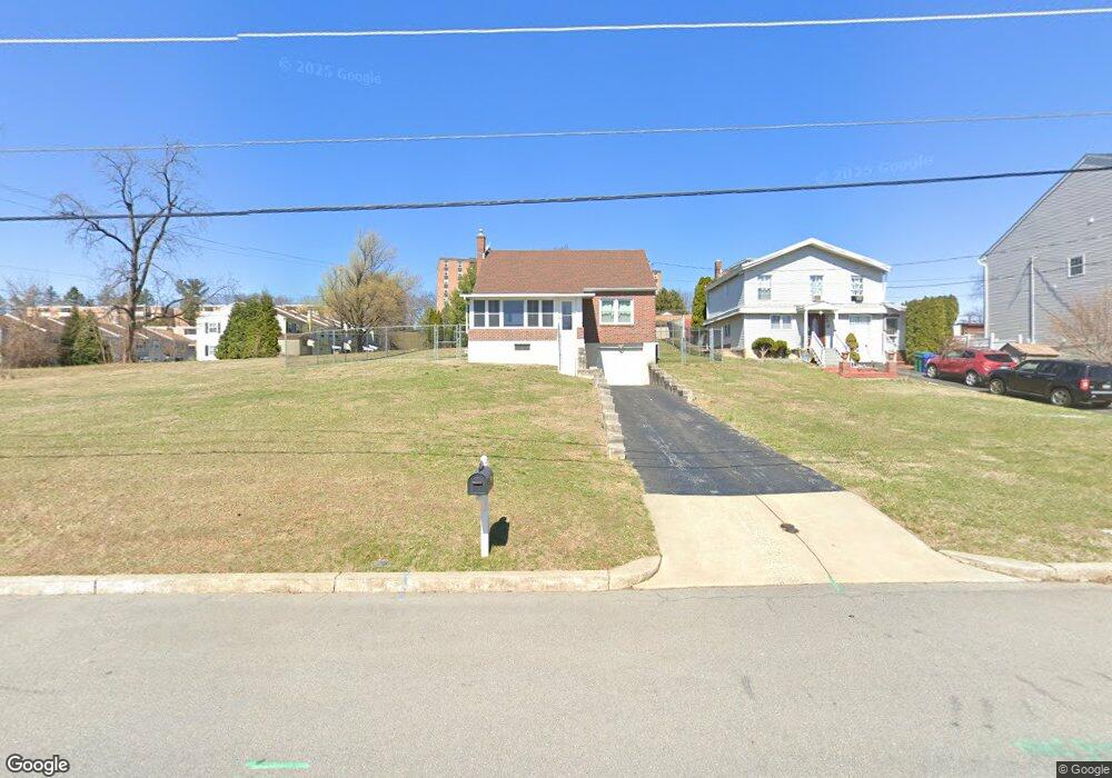 1355 Scott St, Reading, PA 19607 - photo 1