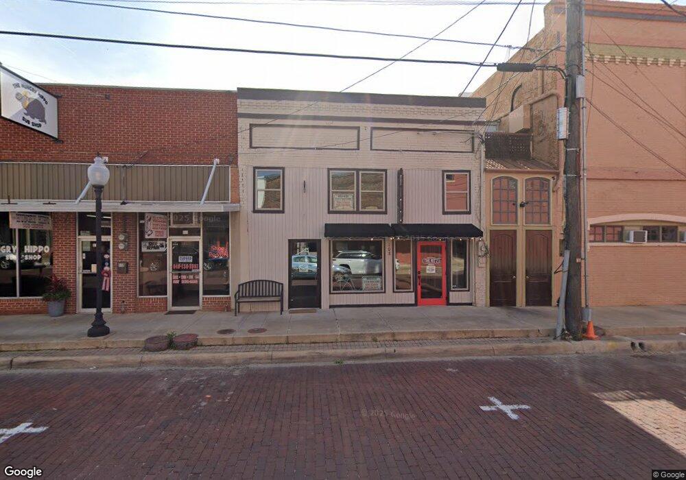 108 N Commerce St, Gainesville, TX 76240 - photo 1