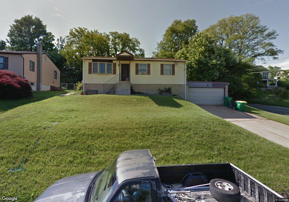 1 W Rivers End Dr, Claymont, DE 19703 - photo 1