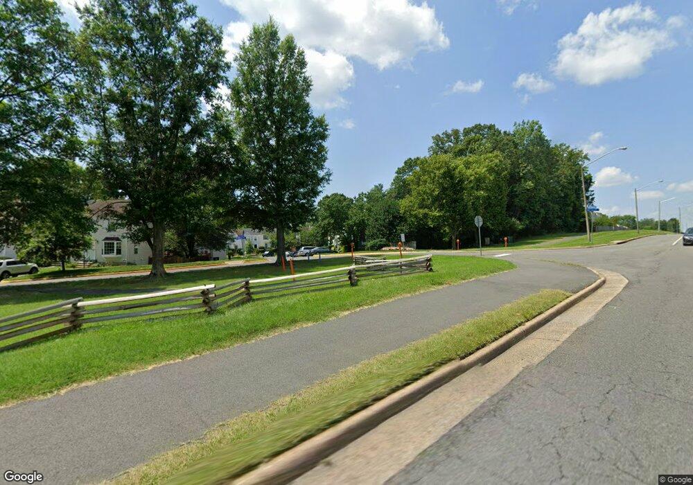 13895 Laura Ratcliff Ct, Centreville, VA 20121 - photo 1