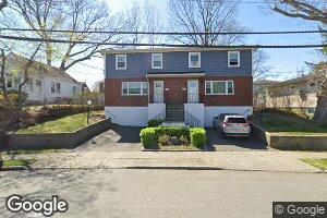 13 Inwood Rd Unit B, Port Washington, NY 11050