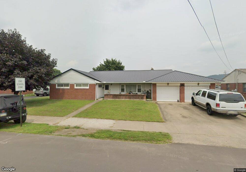 631 E 10th St, Berwick, PA 18603 - photo 1