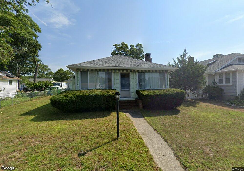 35 Circuit Ave, Wareham, MA 02571 - photo 1