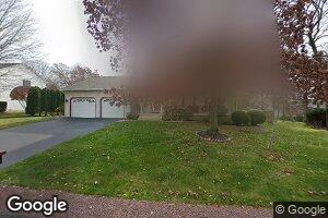 121 Cedarwood Dr, Wilkes Barre, PA 18702