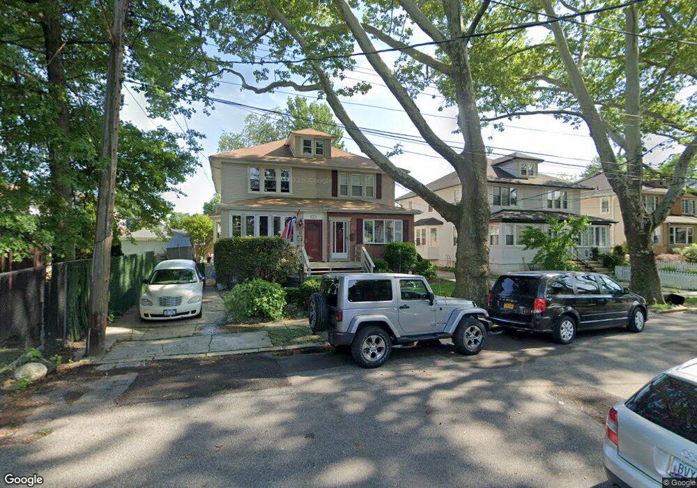 26 Howard Ct, Staten Island, NY 10310 - photo 1