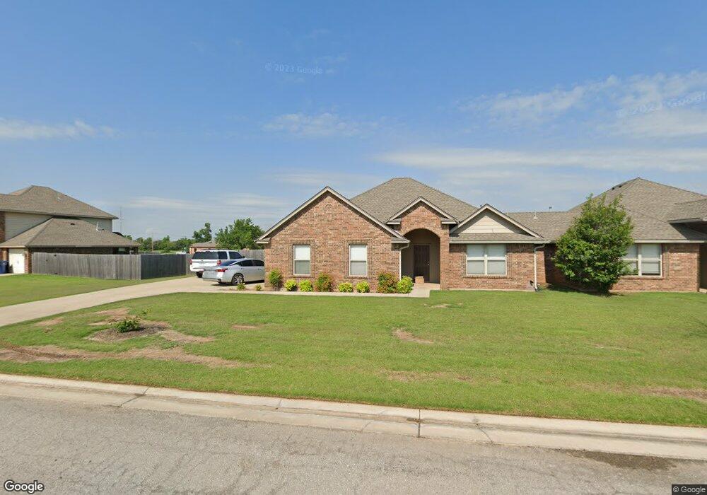 1235 Kensington Ln, Elgin, OK 73538 - photo 1