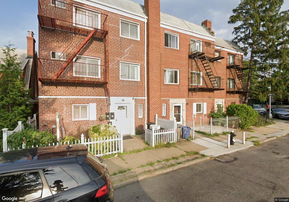 9206 243rd St unit 3, Bellerose, NY 11426 - photo 1