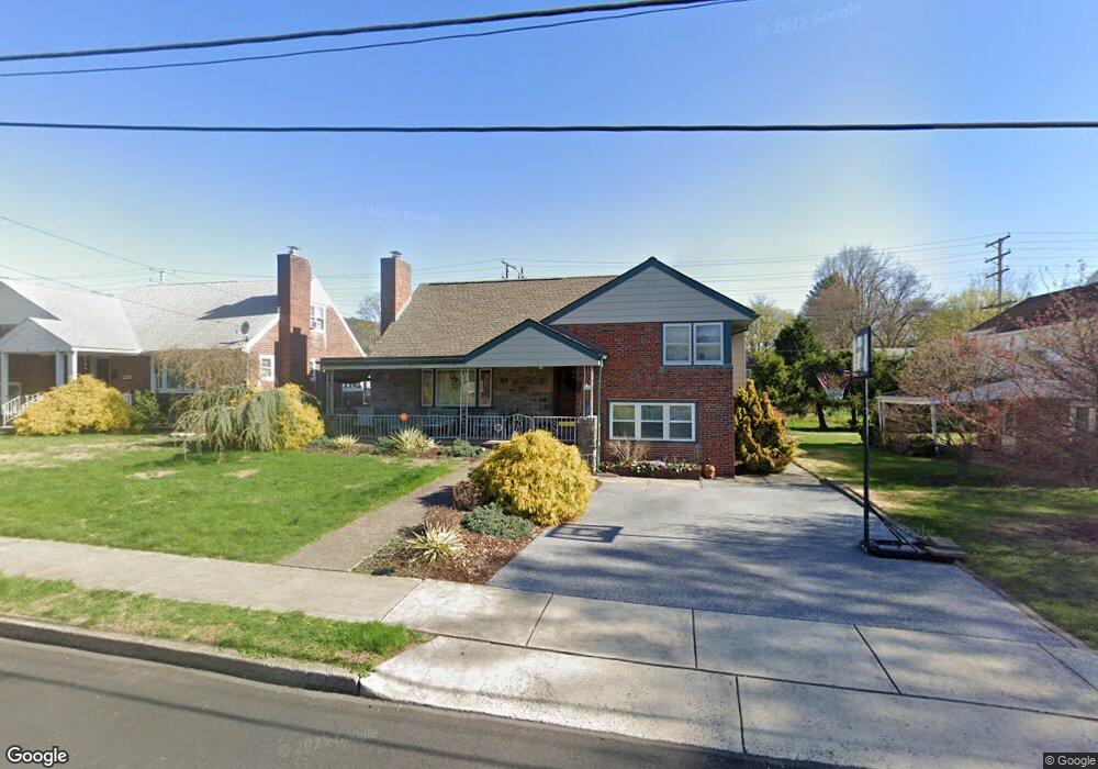 223 Emerald Ave, Reading, PA 19606 - photo 1