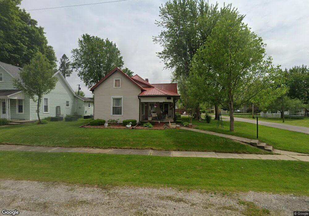 302 E Sycamore St, Converse, IN 46919 - photo 1