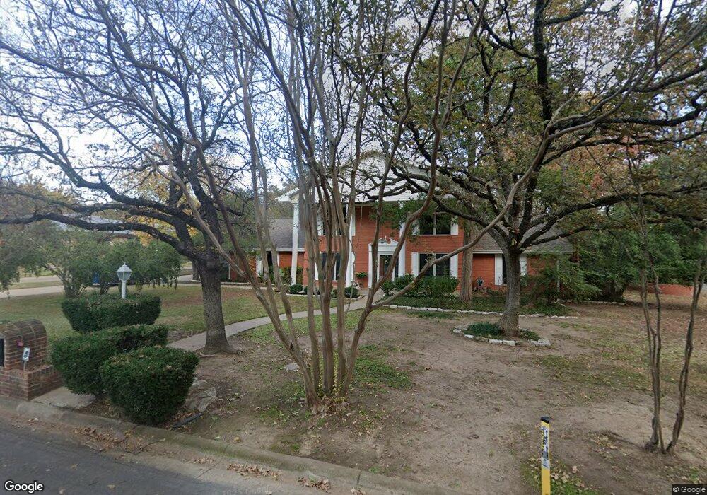 1405 Tanglewood Trail, Euless, TX 76040 - photo 1