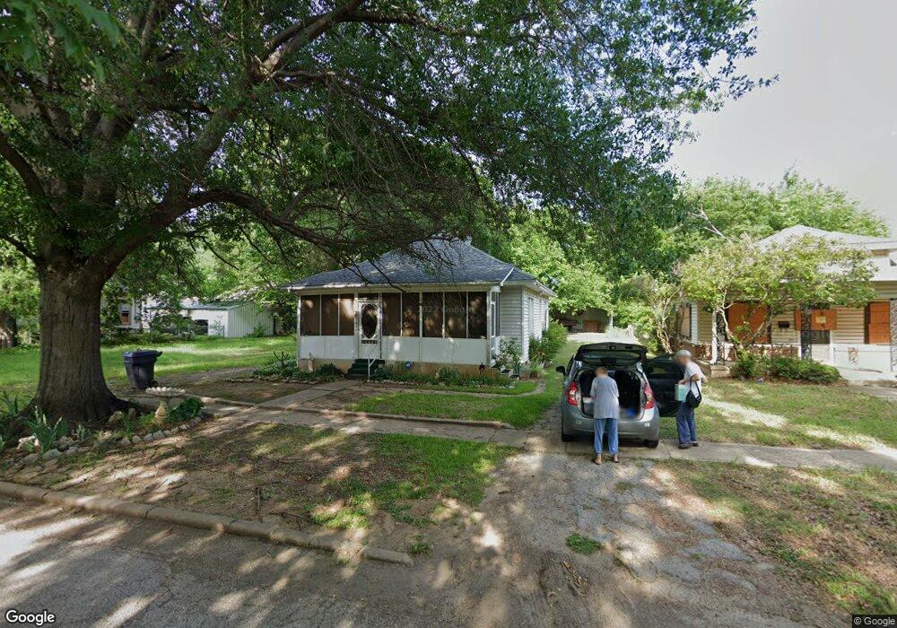 512 D St NW, Ardmore, OK 73401 - photo 1