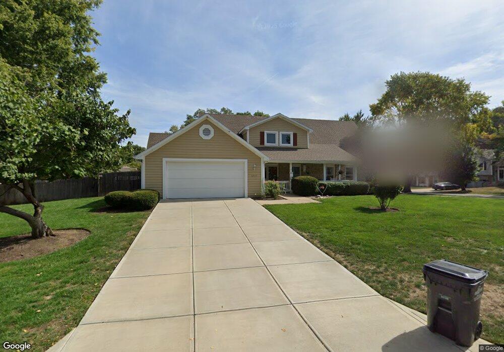 6925 Reeder Ct, Shawnee, KS 66203 - photo 1