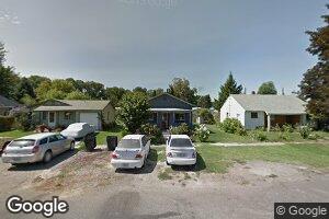 213 W A St S, Granger, WA 98932