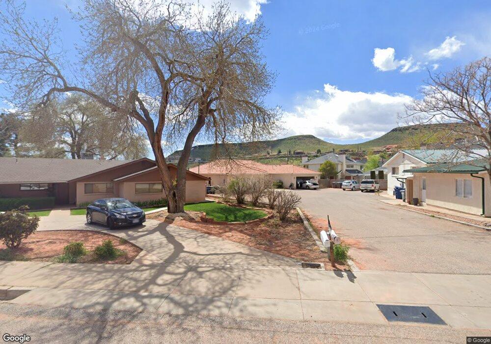 457 Diagonal St, Saint George, UT 84770 - photo 1